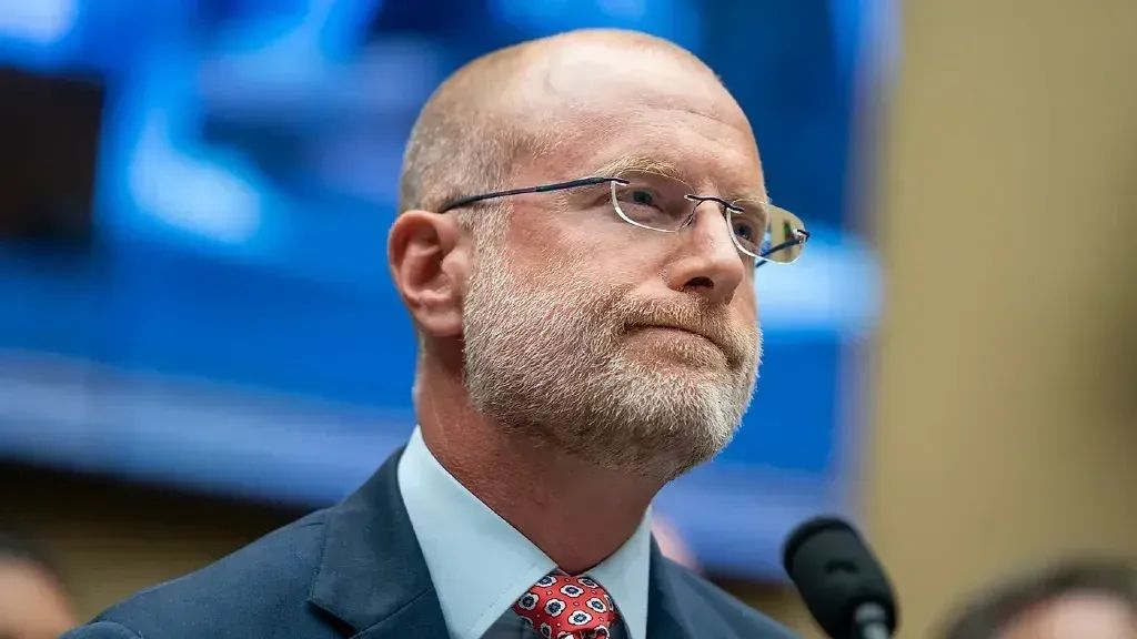 Team Carr: New FCC Chairman Names His Senior Staff