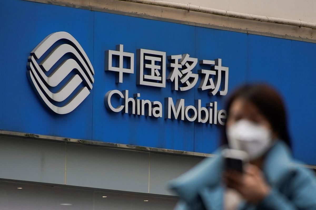 Researchers Link DeepSeek to China Mobile, Banned from Doing Business in U.S.