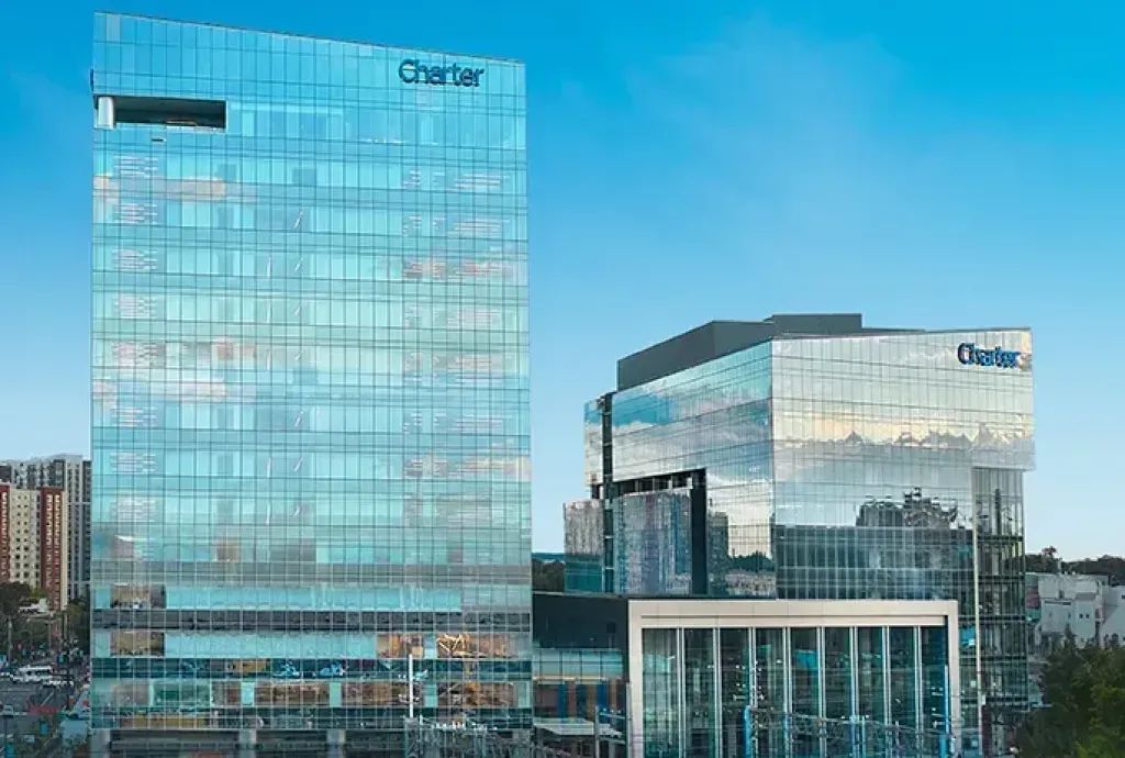 Charter Asks Court to Block Former Exec from Metronet Job