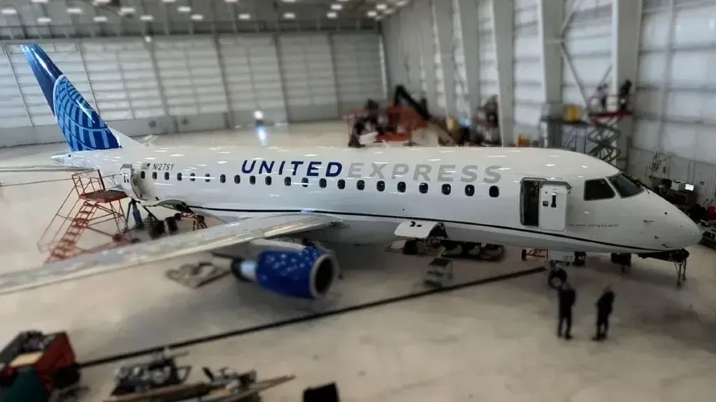 United  to Launch Starlink Wi-Fi in May