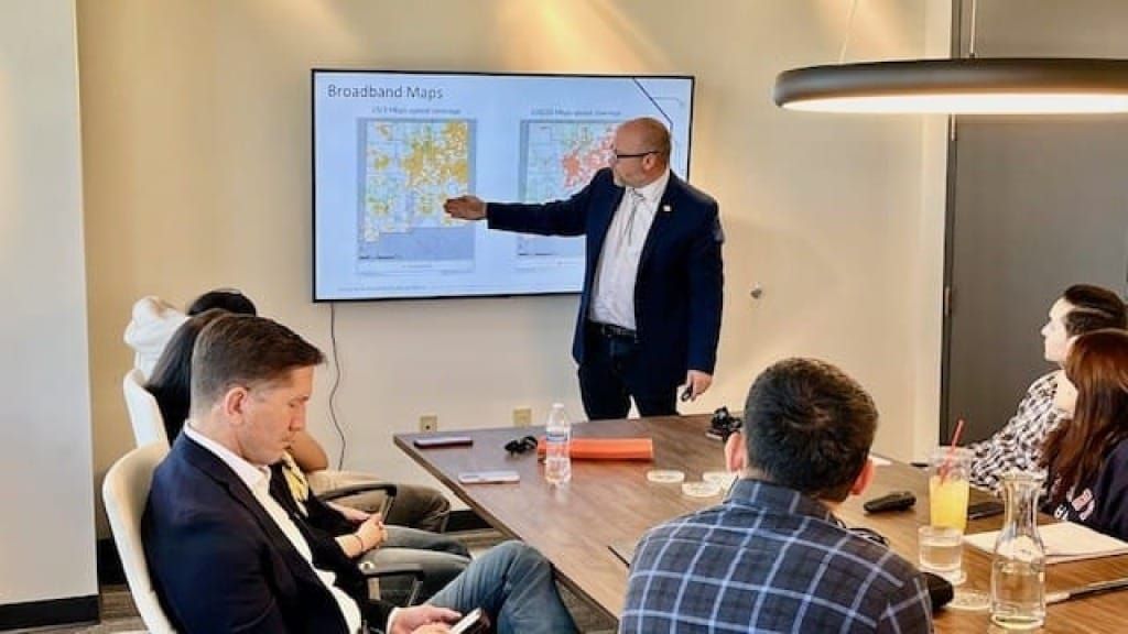 States Advance BEAD Subgrantee Selection Amid Federal Uncertainty