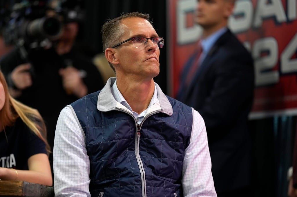 Feenstra Introduces House Companion to Senate Bill that Would Assess ISPs, Big Tech