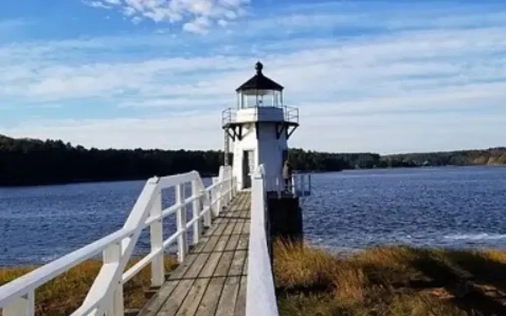 Biden-Funded Maine Muni ISP Runs into a Problem – Competition