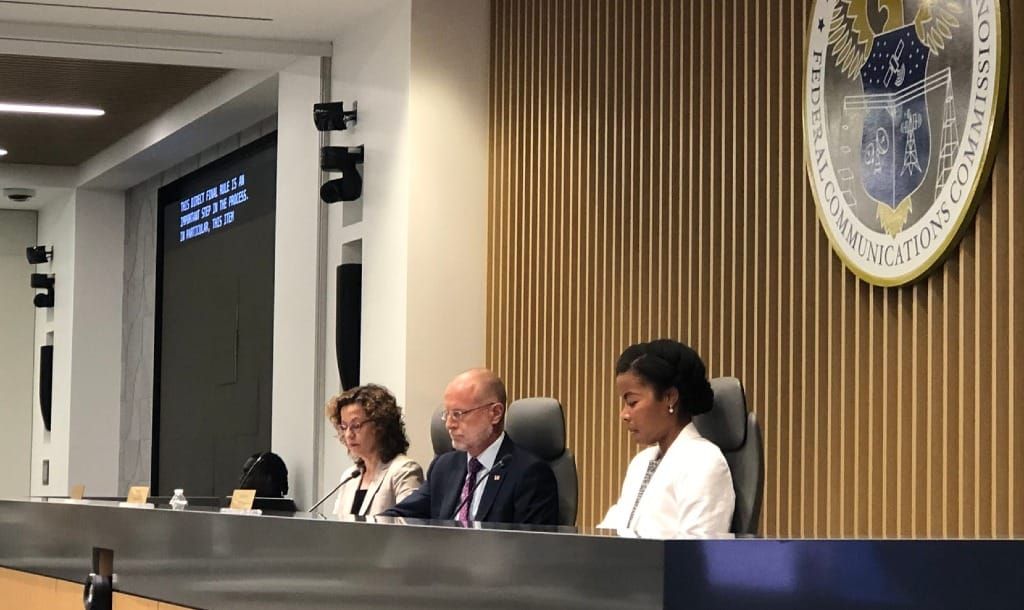 FCC Unanimously Approves Measure to Speed Transition from Copper Lines