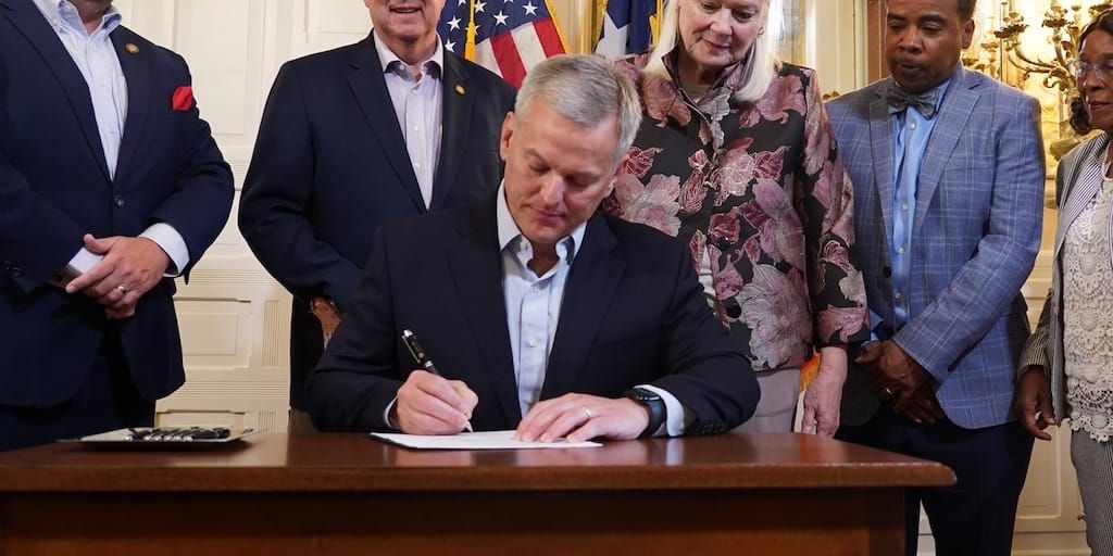 Gov. Josh Stein Vetos REINS Act in North Carolina