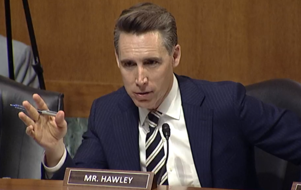 ‘Fair Use or Foul Play?’: Senate Subcommittee Hears Experts on AI Pirating Written Works