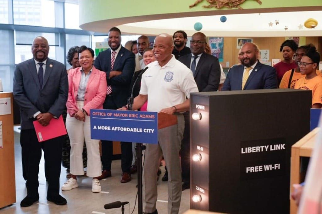 NYC Mayor Announces Program to Deliver Free and Low-Cost Wi-Fi to Low-Income Residents