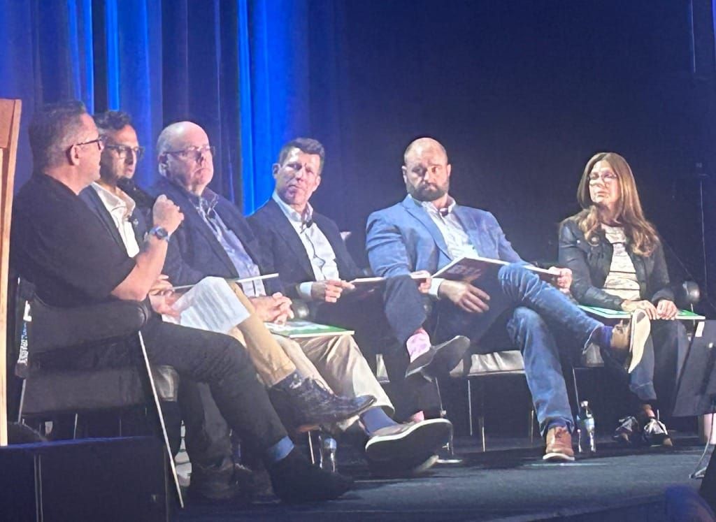 Experts Spar Over Consumers Need For Internet Speeds