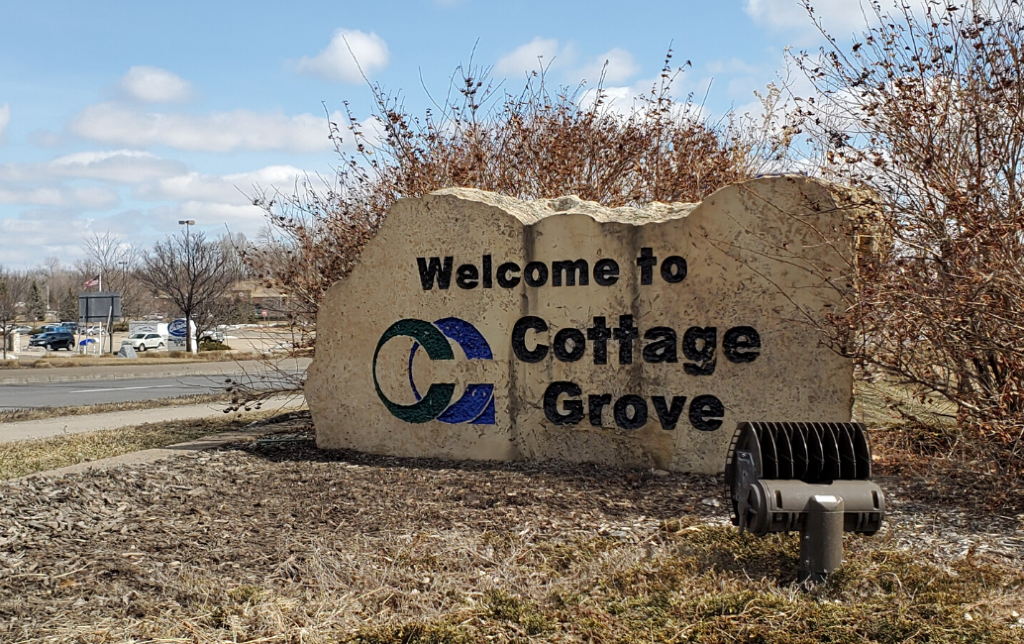 FCC Asked to Strike Down Broadband Exclusivity Deal