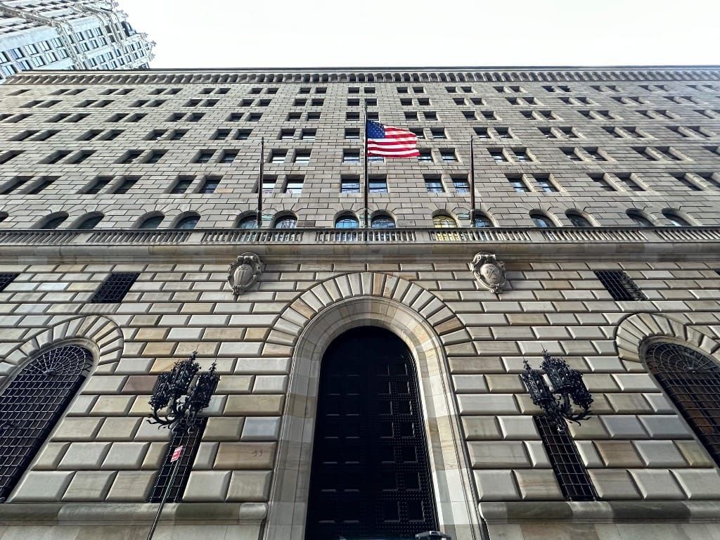 New York Fed Finds Low-income Neighborhoods Pay Higher Share of Income for Worse Broadband