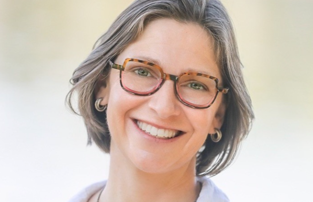 FCC Auction Authority Renewal Sparks Debate on Spectrum Design, Federal Reallocation