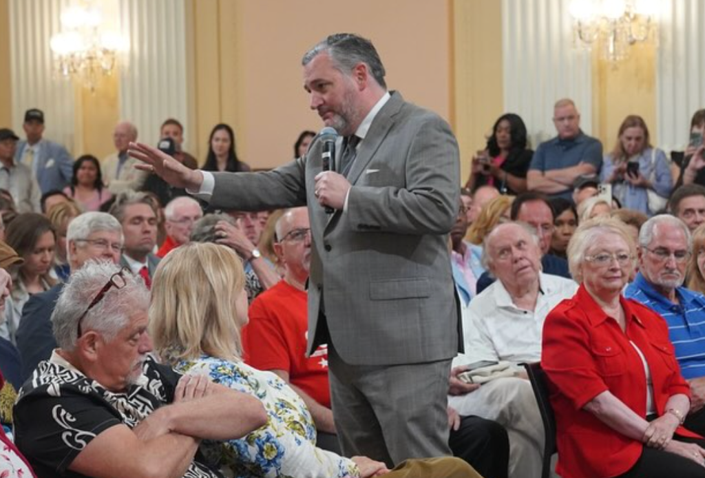 Sen. Cruz Plans Bill to Combat Government-Driven Censorship