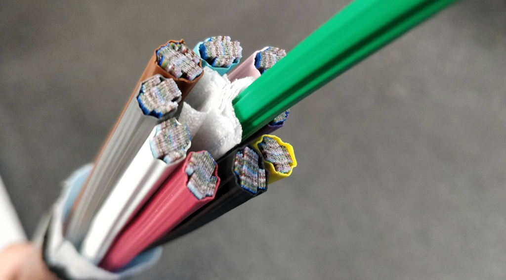 Verizon in Los Angeles and Charter in North Carolina Hit by Network Vandalism