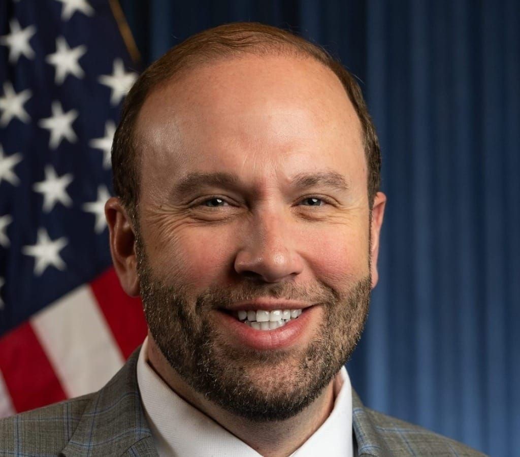 Lawmakers Warn Digital Trade Rules Will Shape U.S. AI Leadership