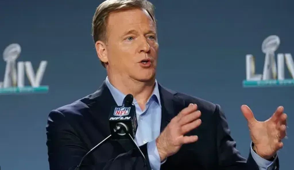 Carr Has FCC Looking at Migration of Sports Programming from Free TV to Streaming Platforms