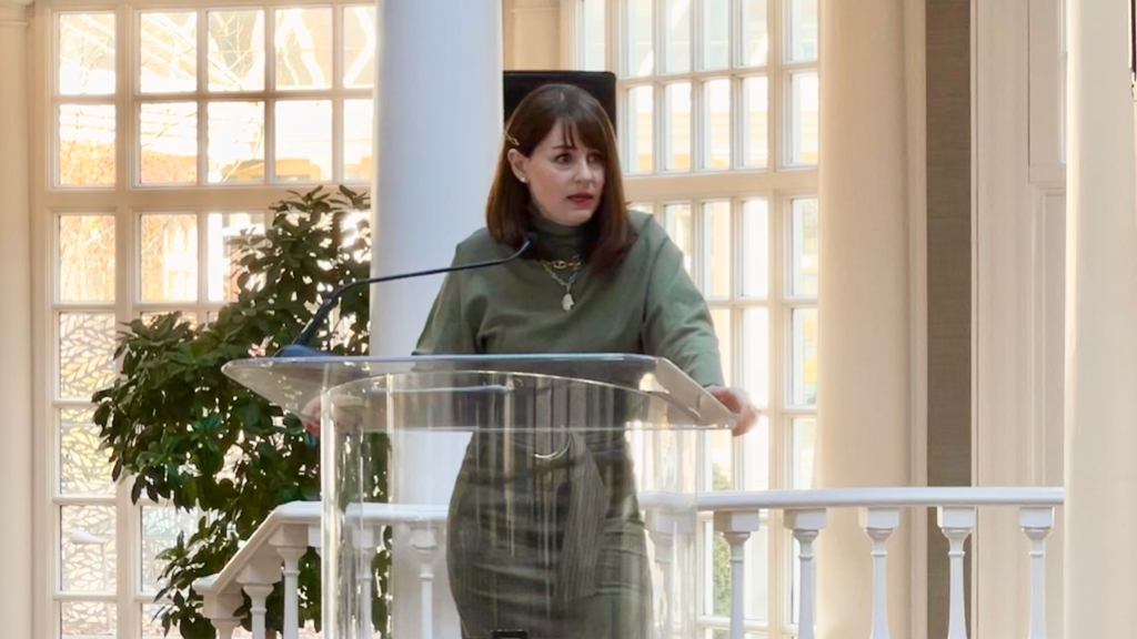 Roth Says U.S. Must Lead Global Network Standards to Protect Speech