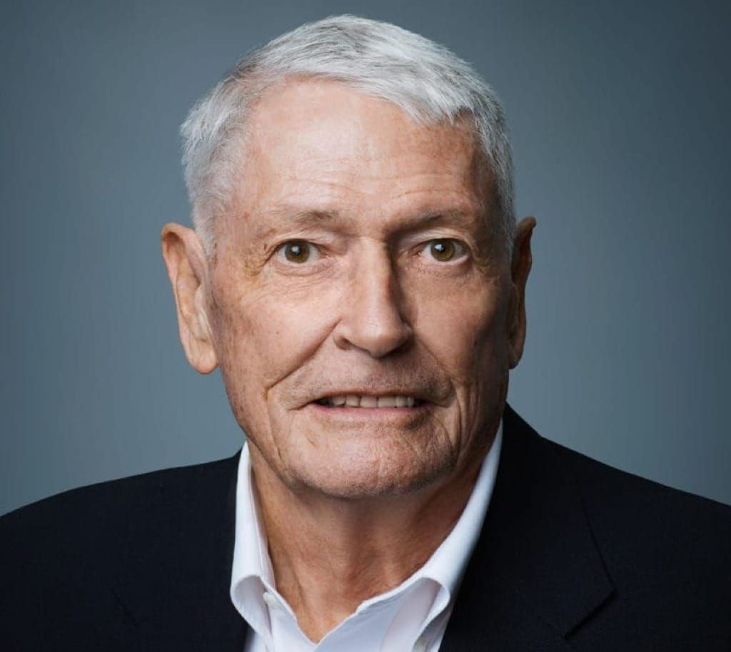 GCI Defends Employment Policies to FCC Critical of DEI