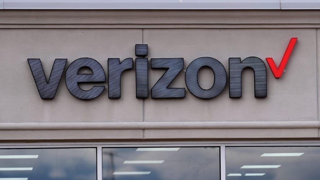 FCC Approves Verizon’s $1 Billion Spectrum Purchase From Array