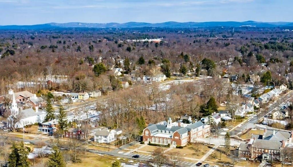 Group Targets Longmeadow Municipal Broadband Plan