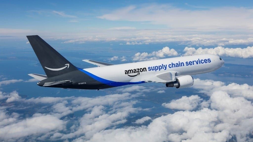 Amazon Opens Full Supply Chain to Outside Businesses