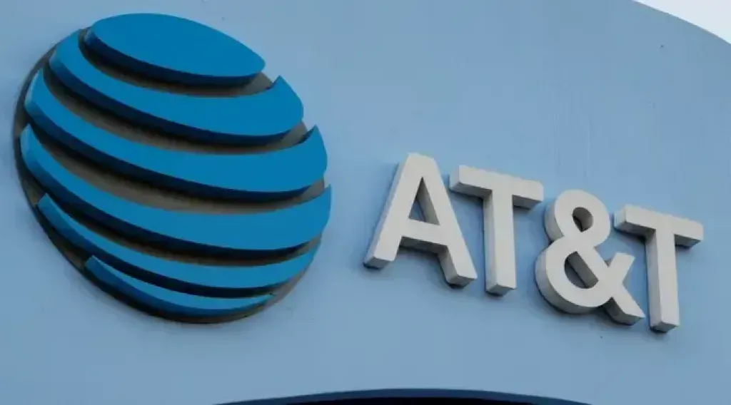 AT&T Wants FCC Approval to Leave Vandalized Copper Networks Unrepaired