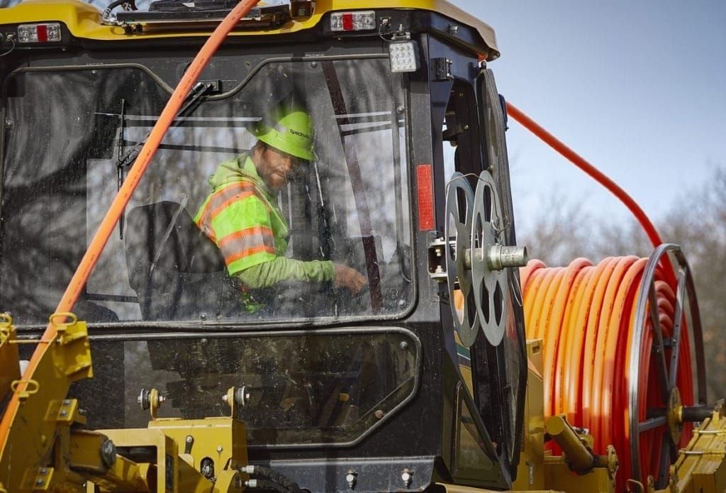Michigan Signs 17 Subgrants Under Federal Broadband Program