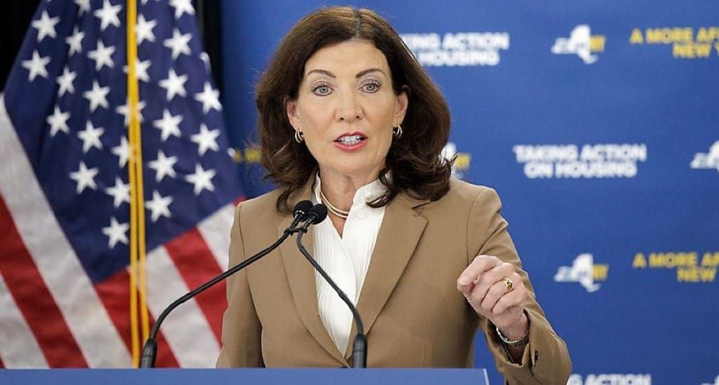 New York Municipal Broadband Awards See Scope Reductions