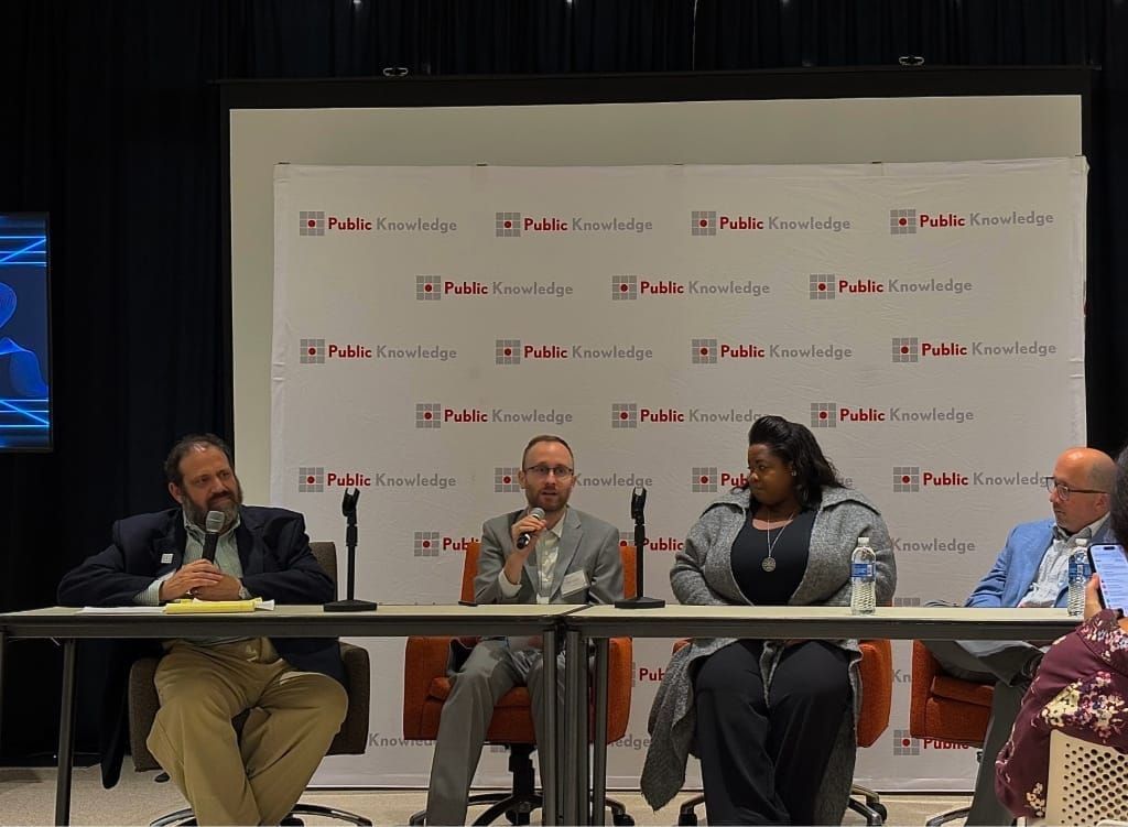 Broadband Progress Hasn’t Closed the Digital Divide, Analysts say