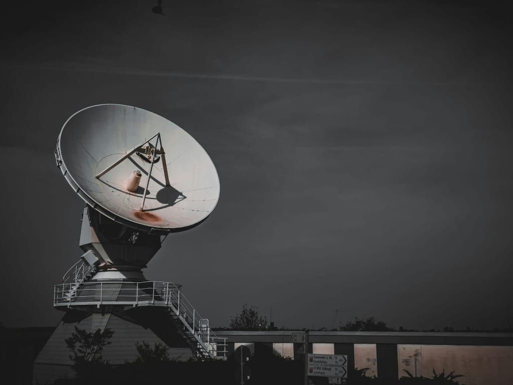 Strand Consult Says LEO Satellites Will Complement, Not Replace, Mobile Networks