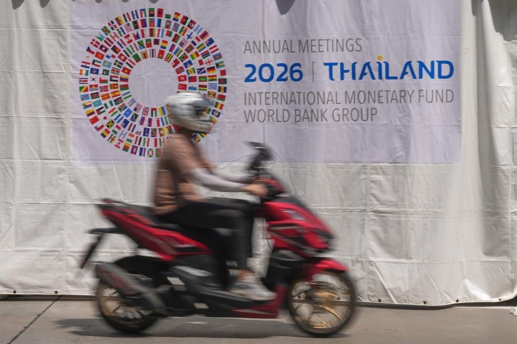 IMF Raises its Forecast for World Growth this Year
