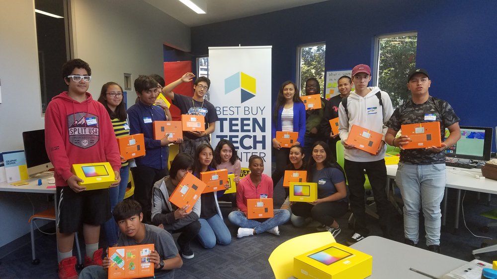 Broadband Roundup: FCC Announces More Rural Funding, Everyone On Expands Footprint, US Telecom Gets Political