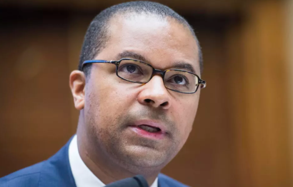 Federal Communications Commissioner Starks Seeks to Encourage Democratic Principles Online