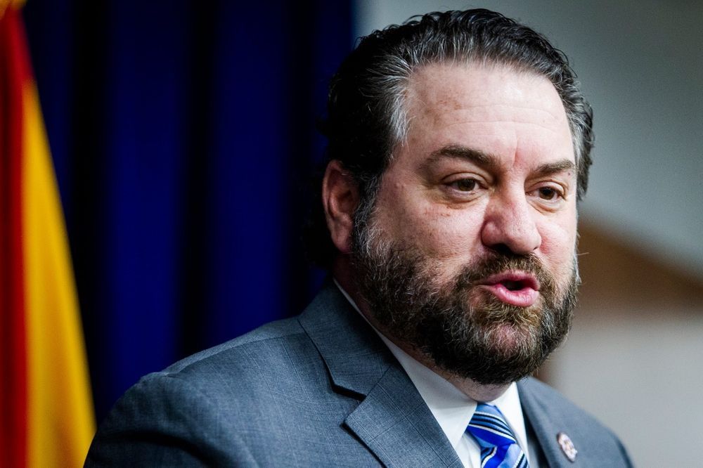 Apple Pays $113 Million Over Battery Slowdowns, Caution on Cellular Generator Requests, Douglas Fast Net Leverages ADTRAN