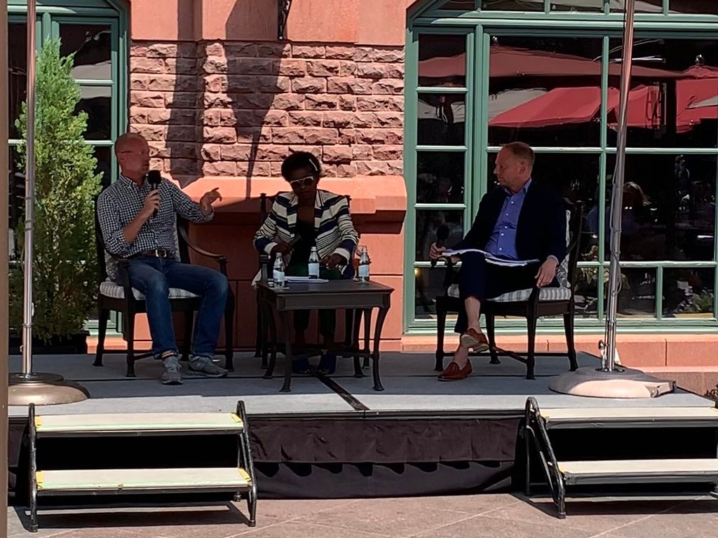 Current, Former FCC Commissioners Hope Broadband Infrastructure Bill Protects Against Waste