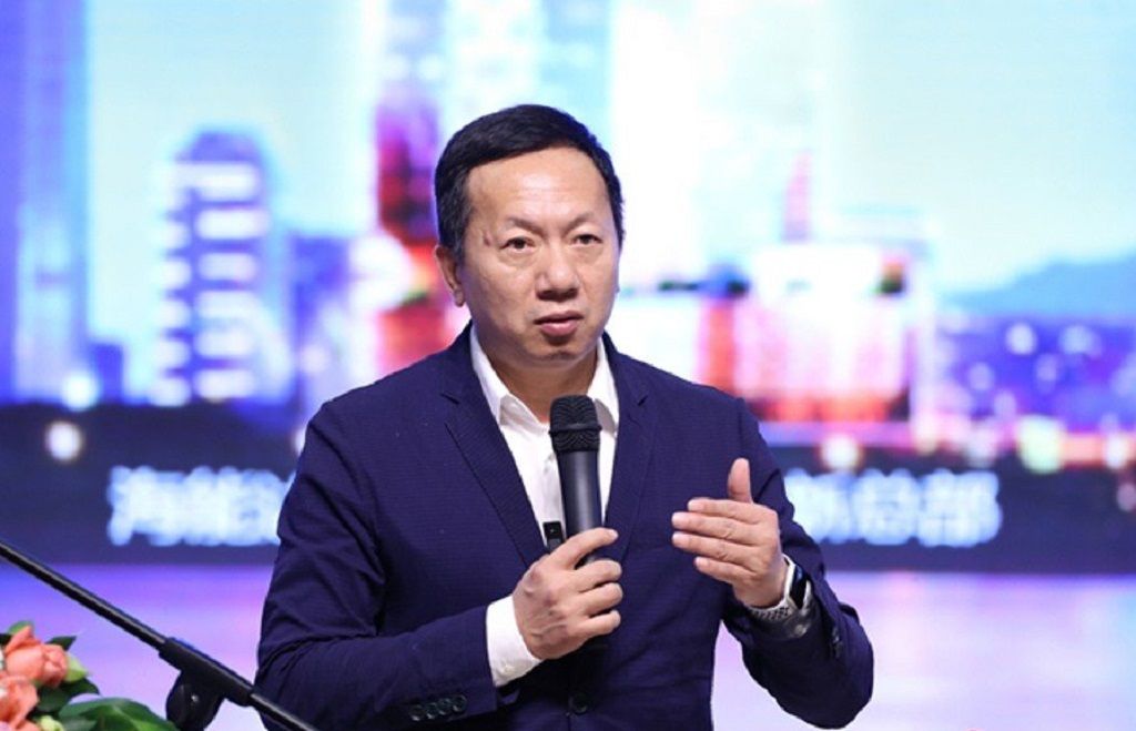 Hytera and Huawei Respond to FCC Blocking Chinese Equipment as U.S. Players React