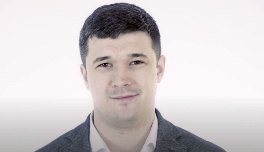 Russian Cyberattacks on Ukraine, FAA 5G Directive, Truth Social Launches with Issues