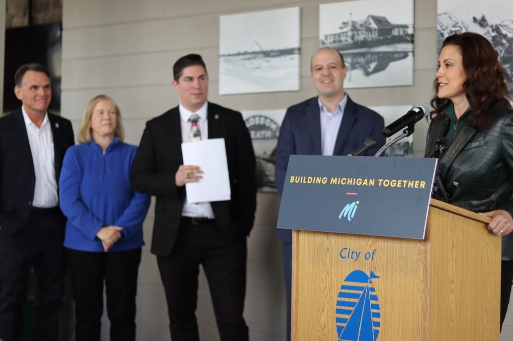 Clearwave to Buy RG Fiber, Washington Broadband Survey, Michigan Approves $250M for Broadband