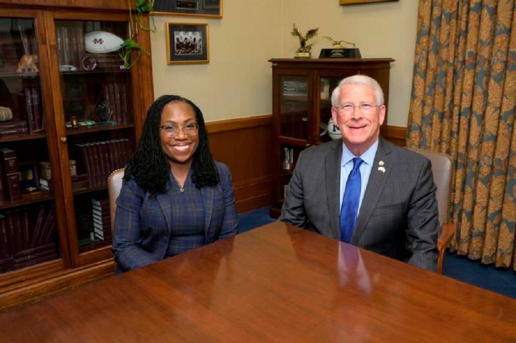 More Time on Disaster Agreements, Small Providers Want Fed Spectrum, More ECF Funding