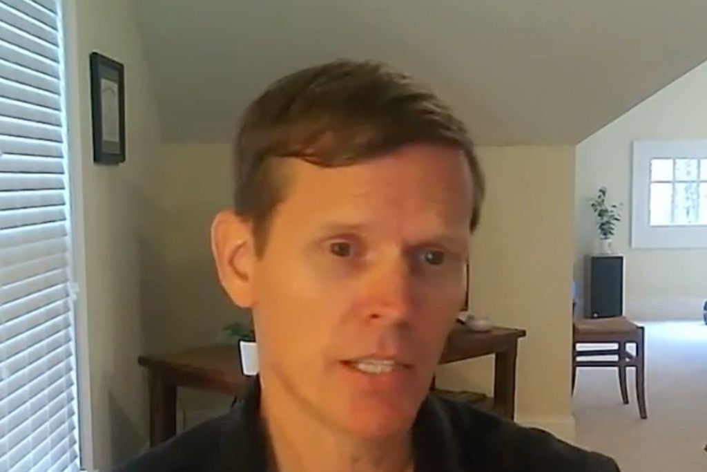 Cable Providers Back Hybrid Fiber-Coax Networks in Face of Pure Fiber