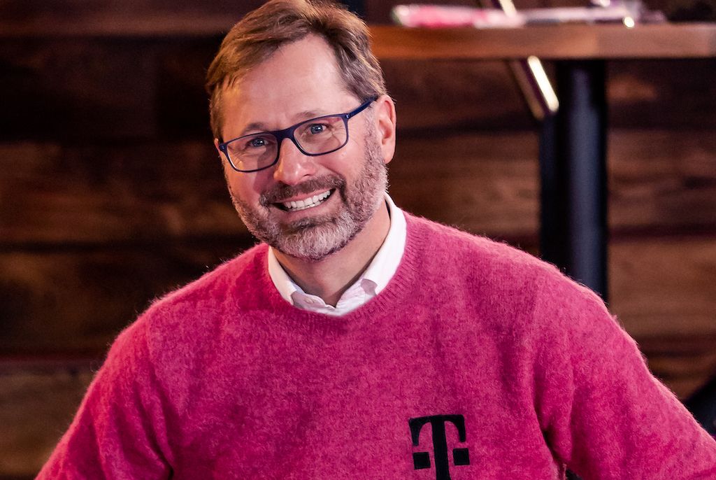 TikTok U.S. Must Sell or Get Banned, T-Mobile’s New Buy, 5 More States Receive ECF Money