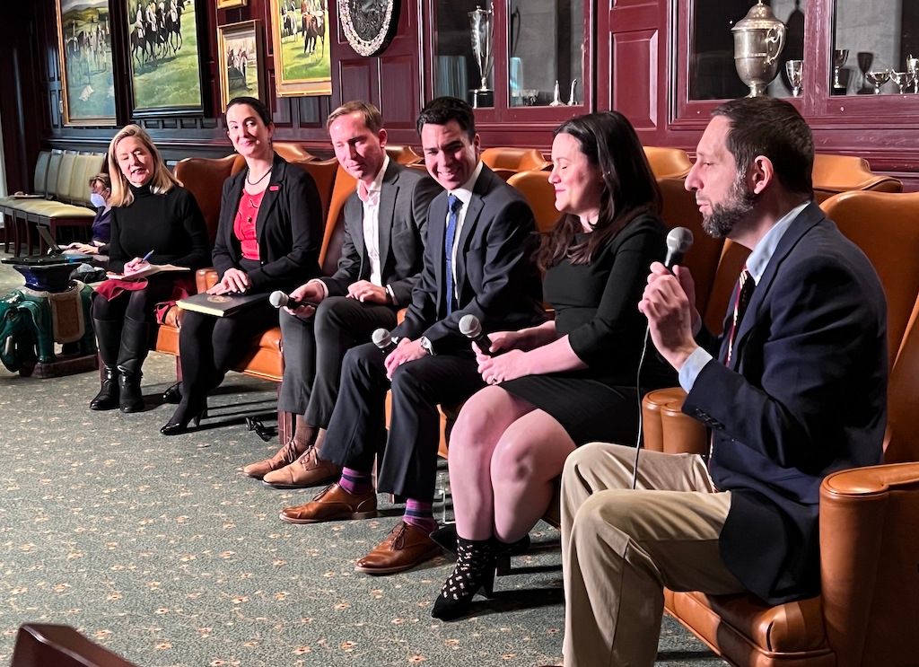 Experts Clash Over Federal Preemption and State Laws on Privacy