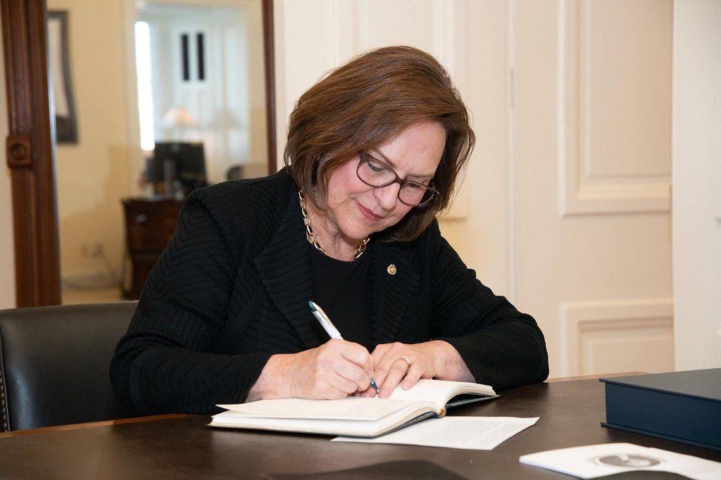 Rip and Replace Bill, NTIA Head on 6G, Charter’s New Promotion