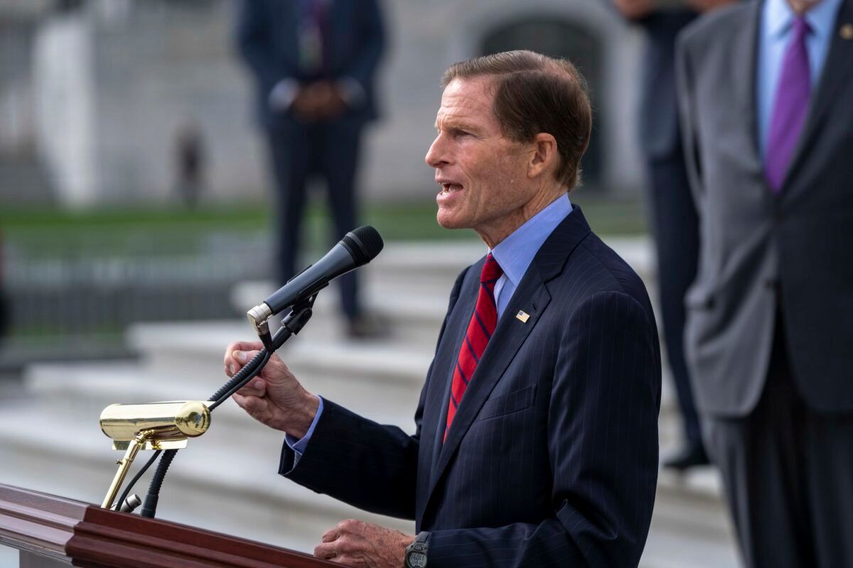 EARN IT Act Reintroduced, Standard General’s Acquisition Setback, New FiberLight CEO