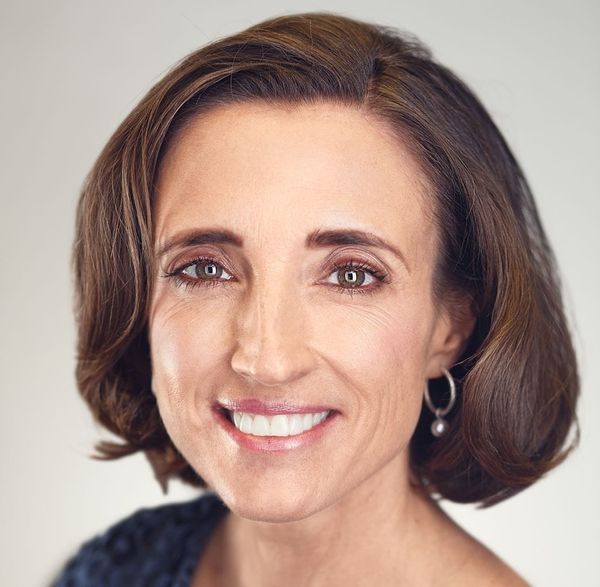 Roslyn Layton: Orwellian Symbolism of Barack Obama, Seeking to Classify Broadband as a Utility, in China