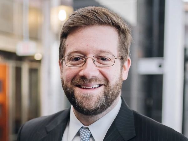 NTIA Deputy Urges Broadband Providers, Pole Owners to Cooperate