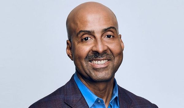 AT&T Exec Says Fixed Wireless Has a Role in BEAD