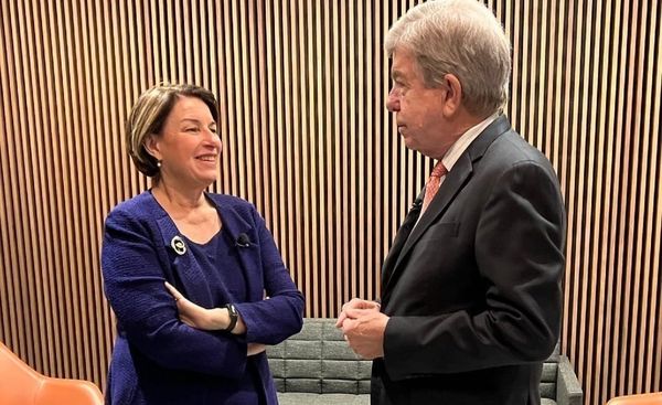 Klobuchar Leads Effort to Ban Algorithmic Price Fixing