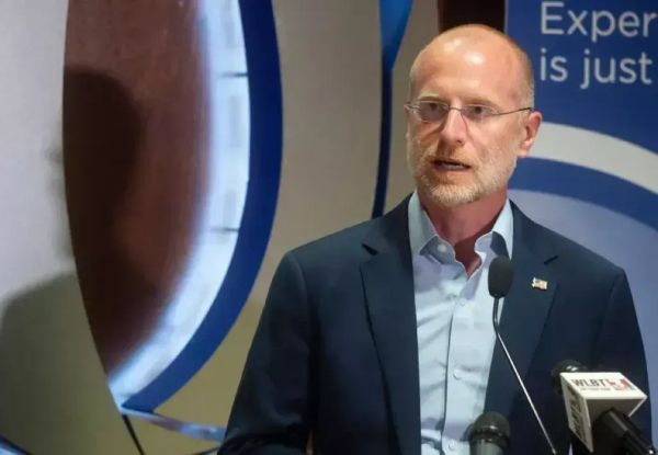 Chairman Carr Adds to FCC’s Senior Staff