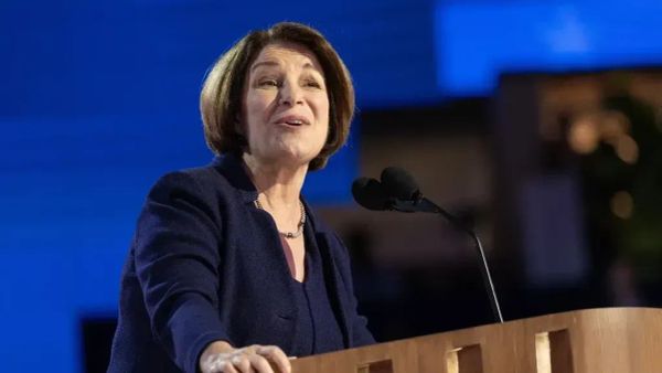 Senate Passes Bipartisan Bill to Protect Teenagers from Online Image Abuse