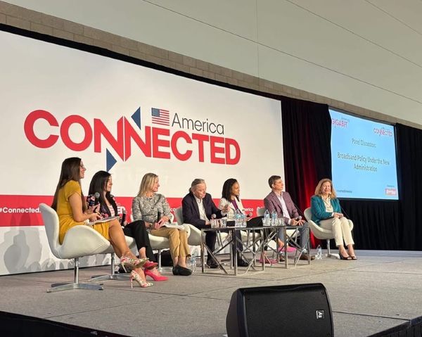 Still a Long Road for Universal Service Reform, Panelists Say